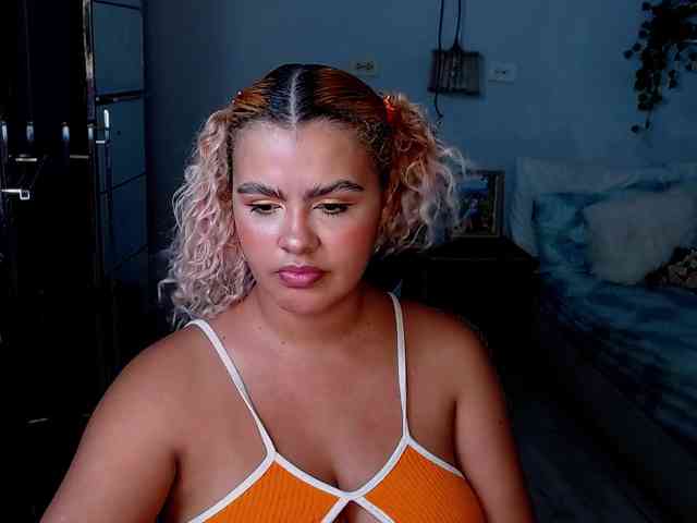 ElizaBonnie webcam