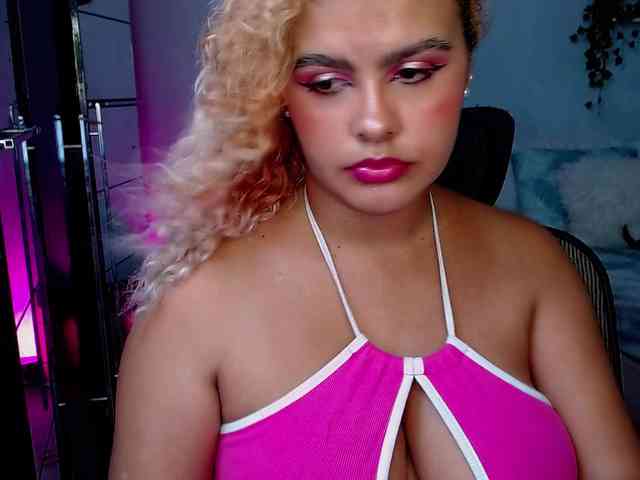ElizaBonnie webcam