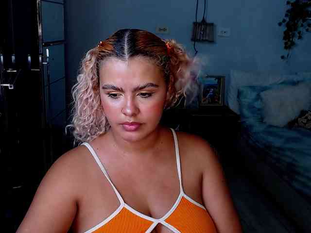 ElizaBonnie webcam
