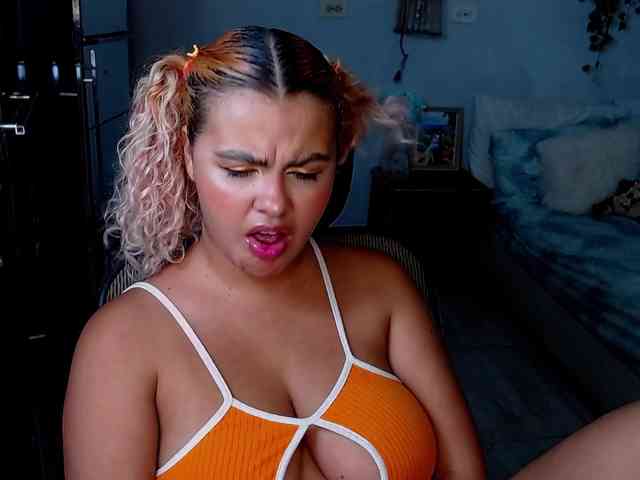 ElizaBonnie webcam
