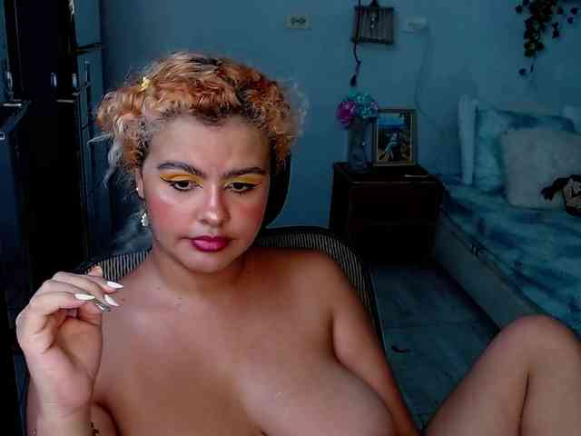 ElizaBonnie webcam