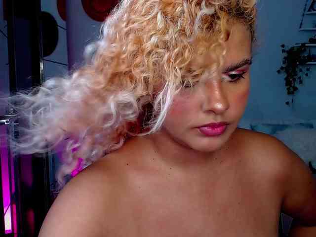ElizaBonnie webcam