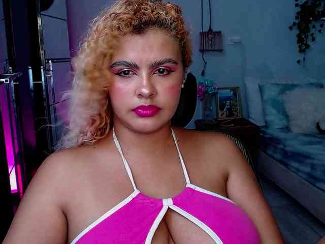 ElizaBonnie webcam