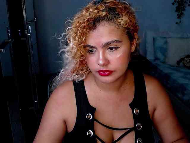 ElizaBonnie webcam