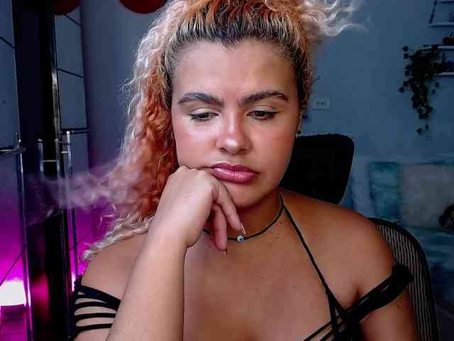 ElizaBonnie webcam