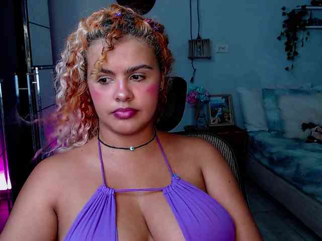 ElizaBonnie webcam