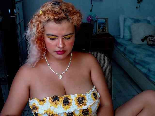 ElizaBonnie webcam