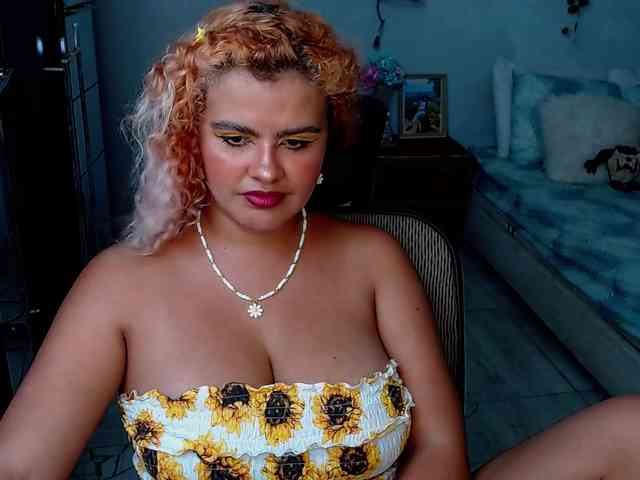 ElizaBonnie webcam