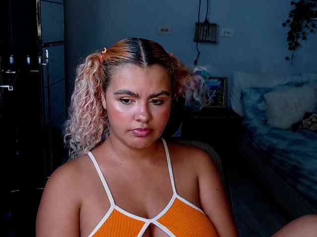ElizaBonnie webcam