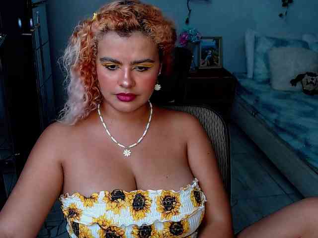 ElizaBonnie webcam