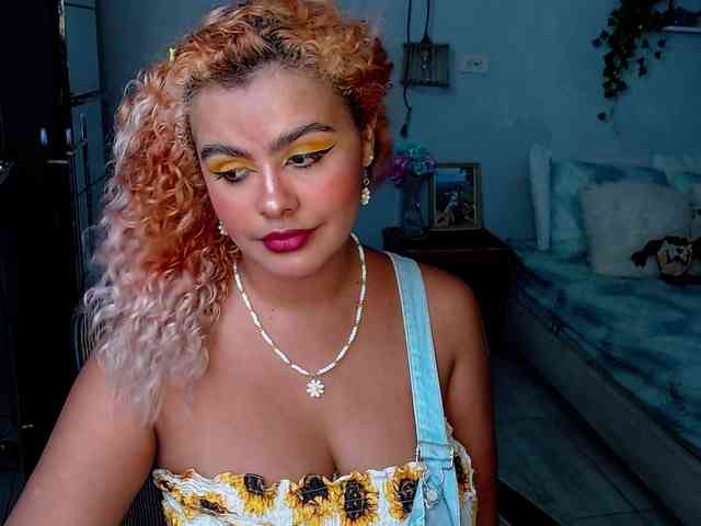 ElizaBonnie webcam