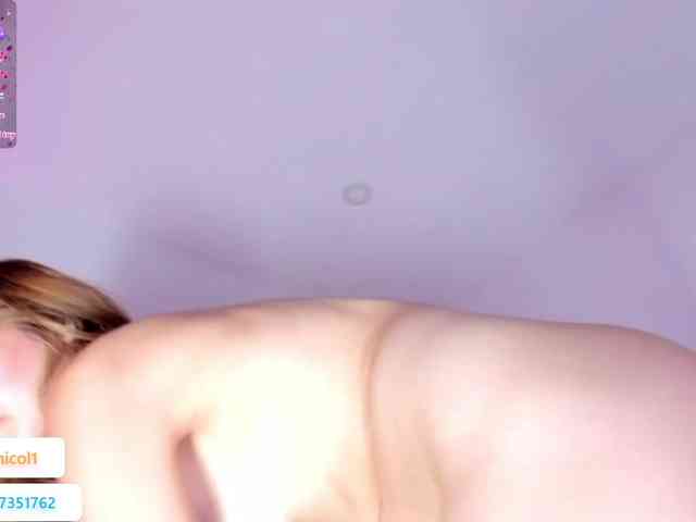 Nicole-blake webcam