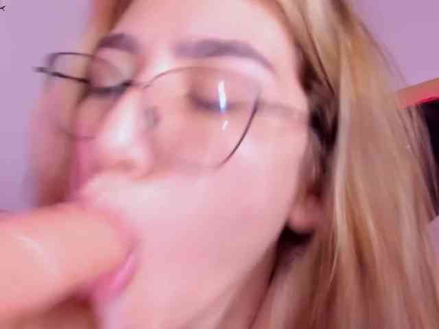 Nicole-blake webcam
