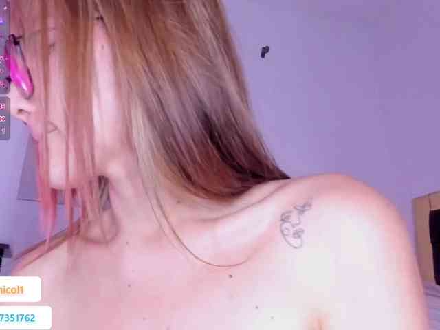 Nicole-blake webcam