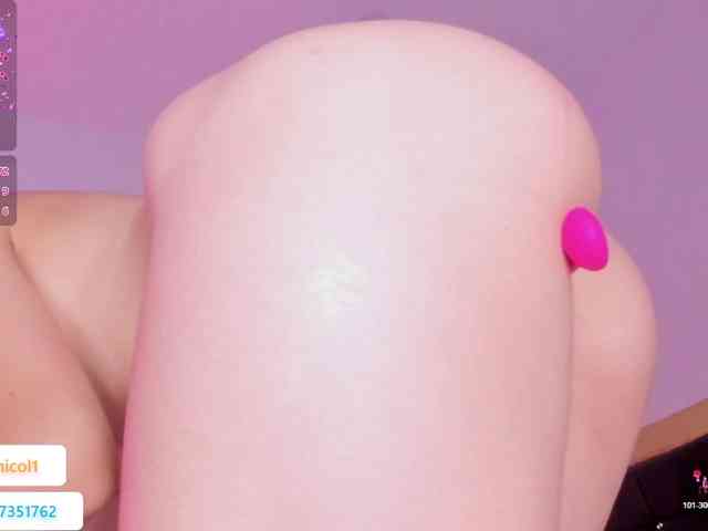 Nicole-blake webcam