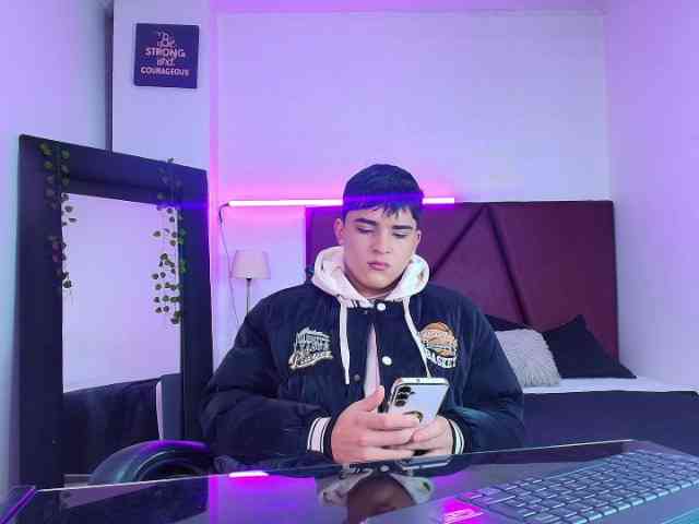 Lucaslovee