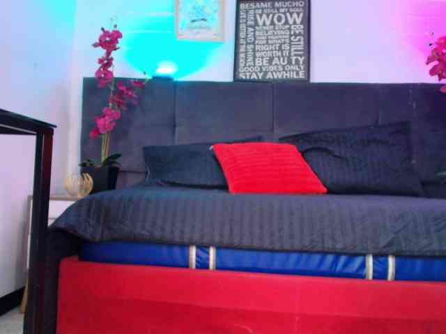 Lucaslovee Lucaslovee