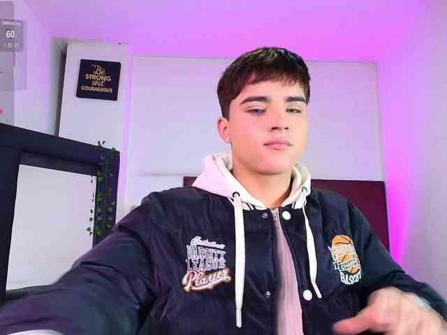 Lucaslovee Lucaslovee