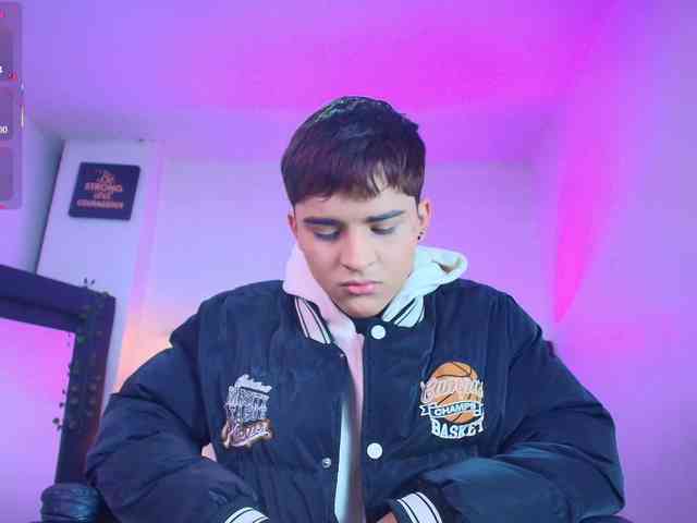 Lucaslovee Lucaslovee