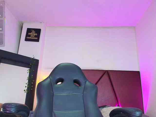 Lucaslovee Lucaslovee