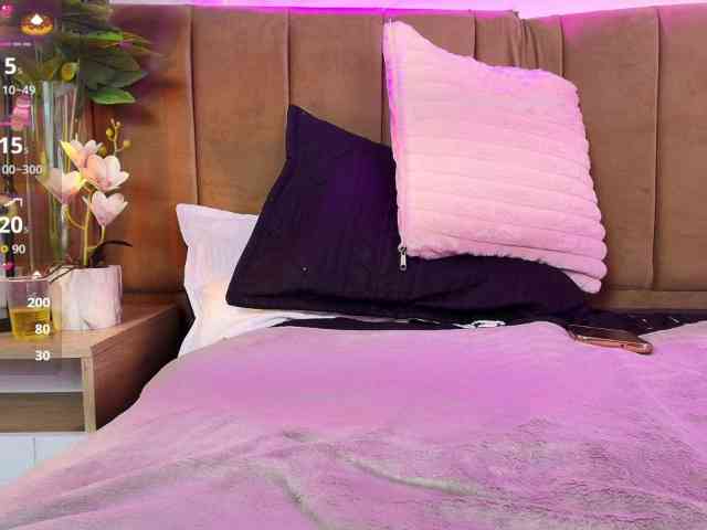 Lucaslovee Live Webcam on BongaCams