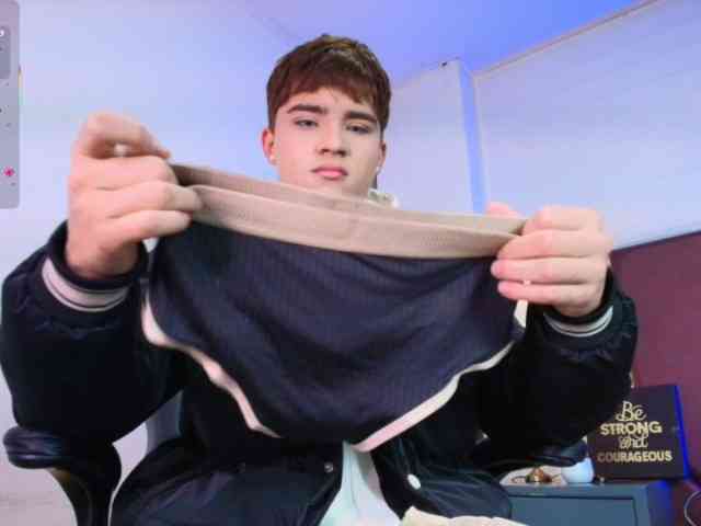 Lucaslovee Lucaslovee