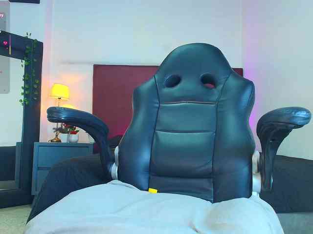 Lucaslovee Lucaslovee