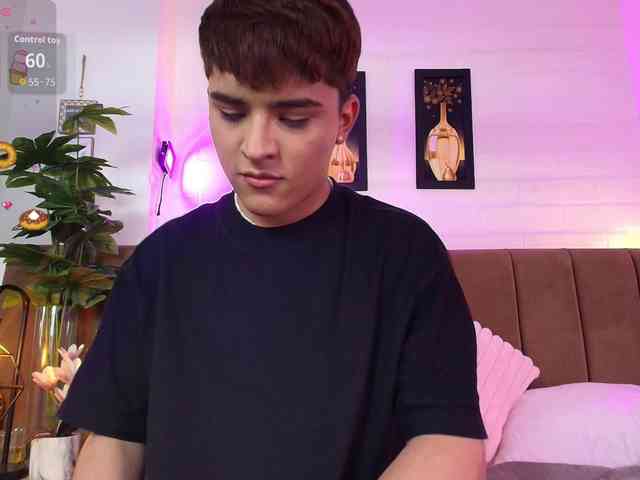 Lucaslovee Lucaslovee