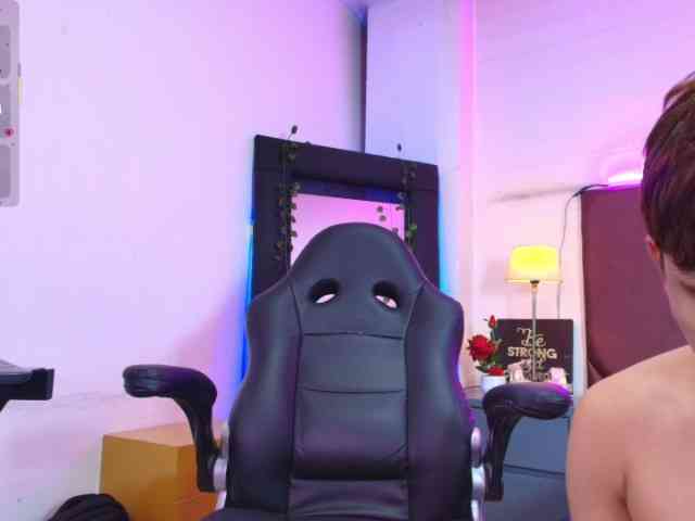 Lucaslovee Lucaslovee