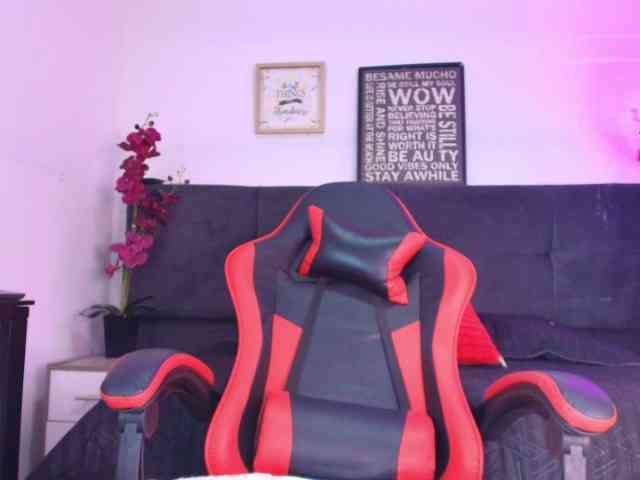 Lucaslovee Lucaslovee