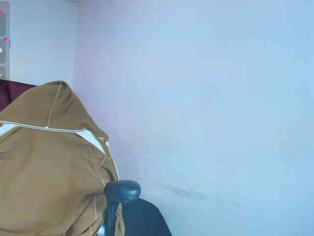 Lucaslovee Lucaslovee