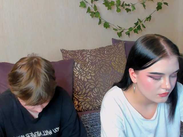 Sex chat gratuit in direct cu Raven-Radiant pe BongaCams