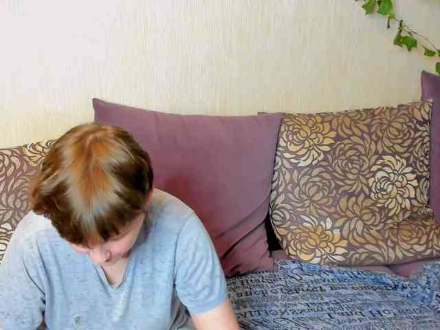 Raven-Radiant Live Webcam on BongaCams