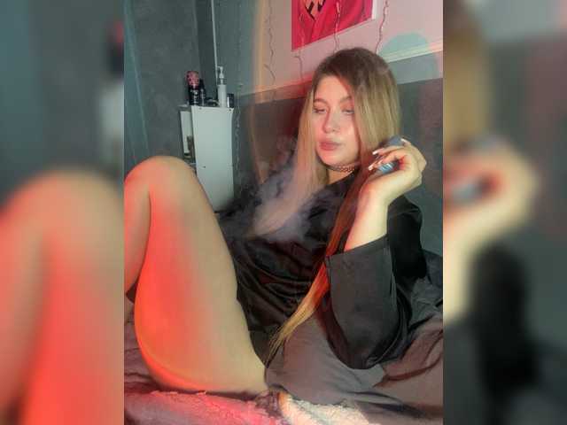 Silviyaa's BongaCams show and profile