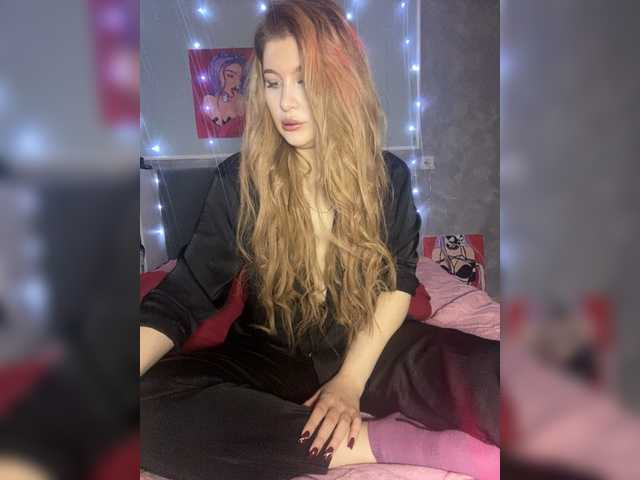 Silviyaa's BongaCams show and profile