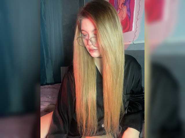 Silviyaa's BongaCams show and profile