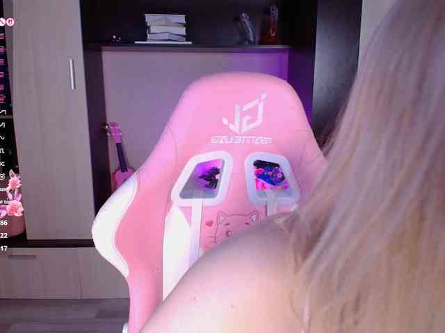 HumbleBlossom webcam