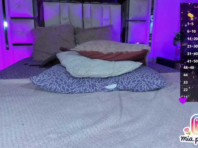 mia-peyton's BongaCams show and profile