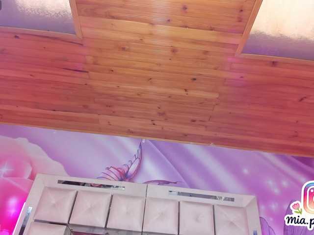 mia-peyton's BongaCams show and profile