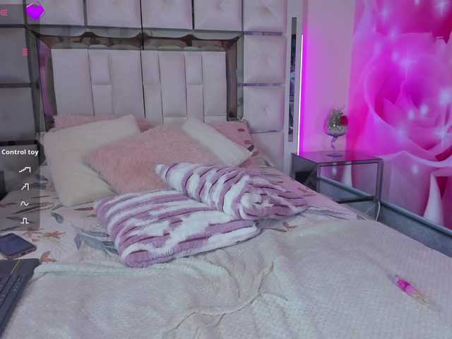 mia-peyton's BongaCams show and profile