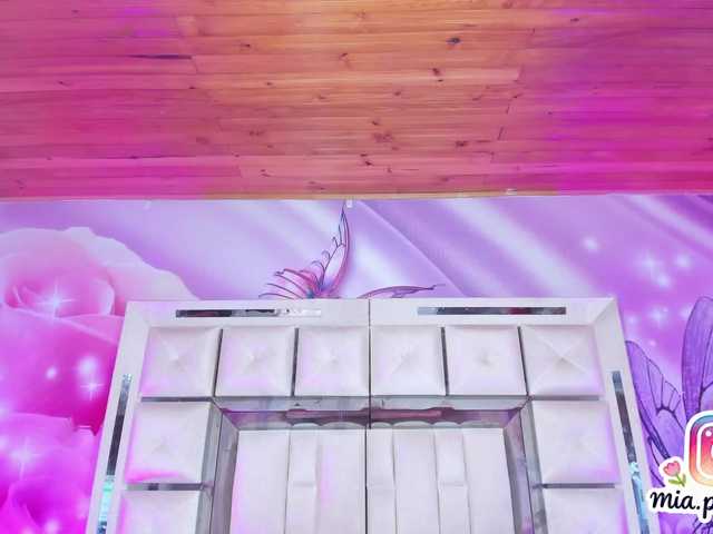 mia-peyton's BongaCams show and profile