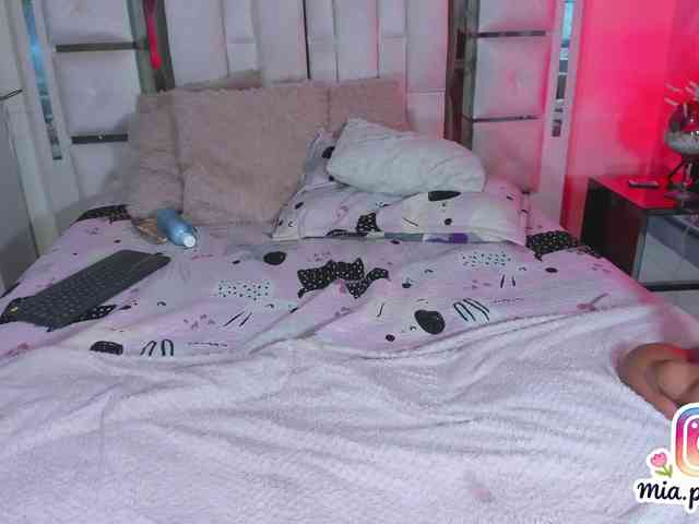 mia-peyton mia-peyton