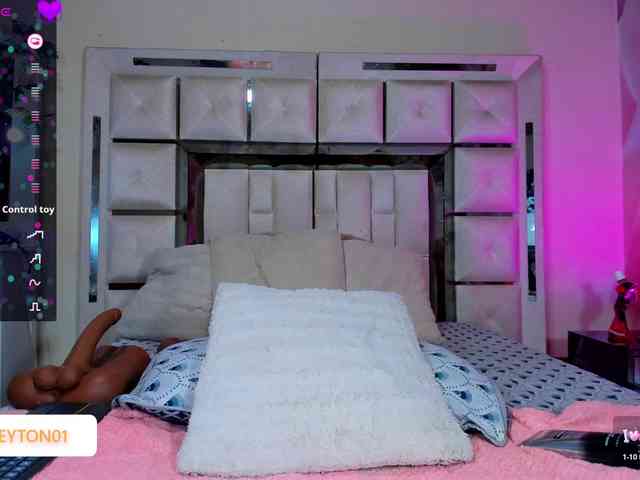 mia-peyton mia-peyton