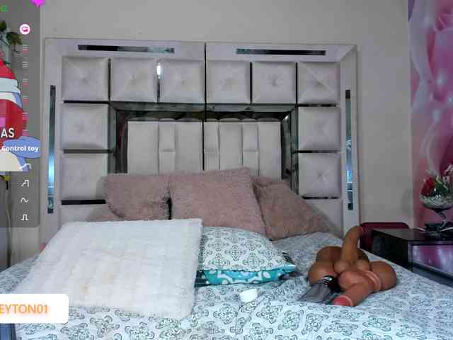 mia-peyton mia-peyton