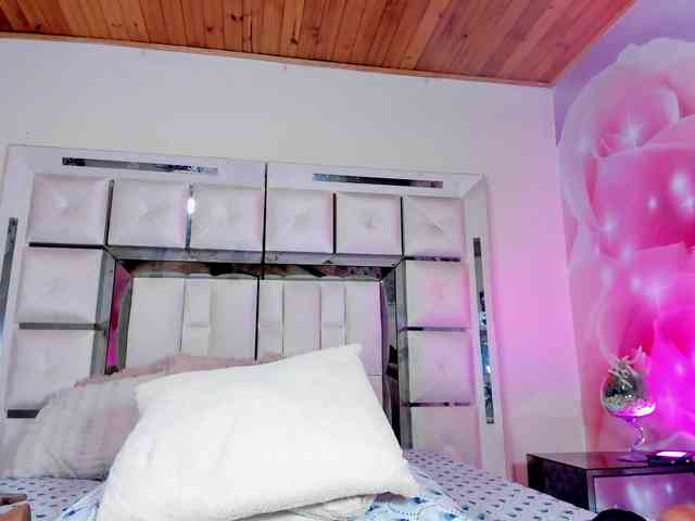 mia-peyton mia-peyton