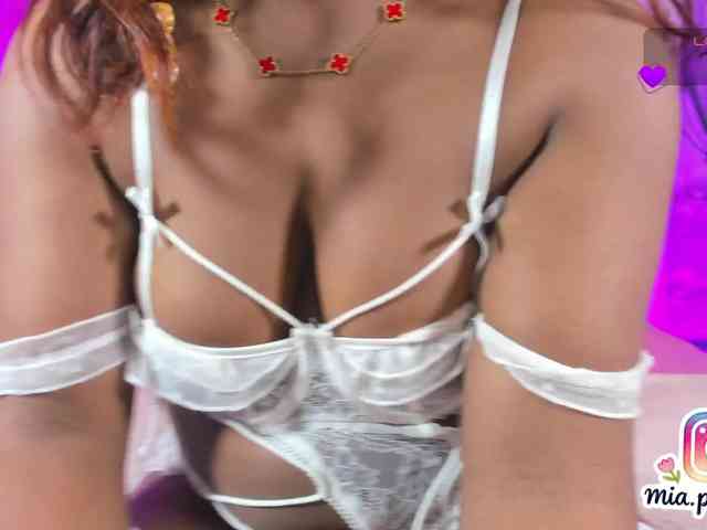 mia-peyton mia-peyton