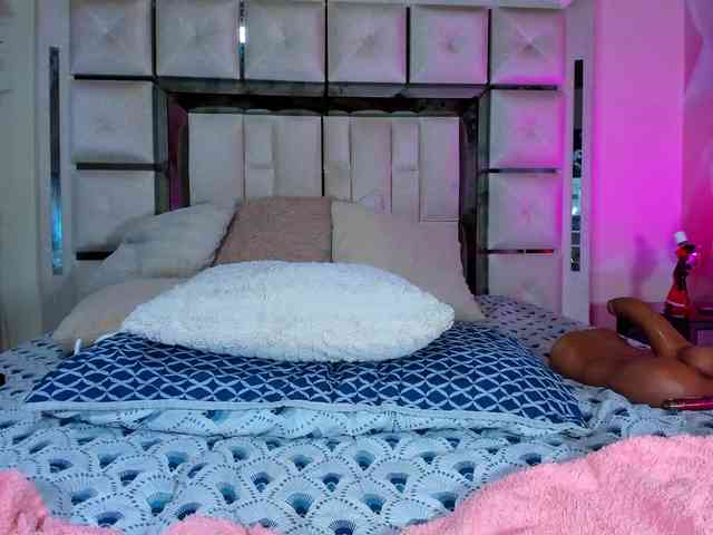 mia-peyton mia-peyton