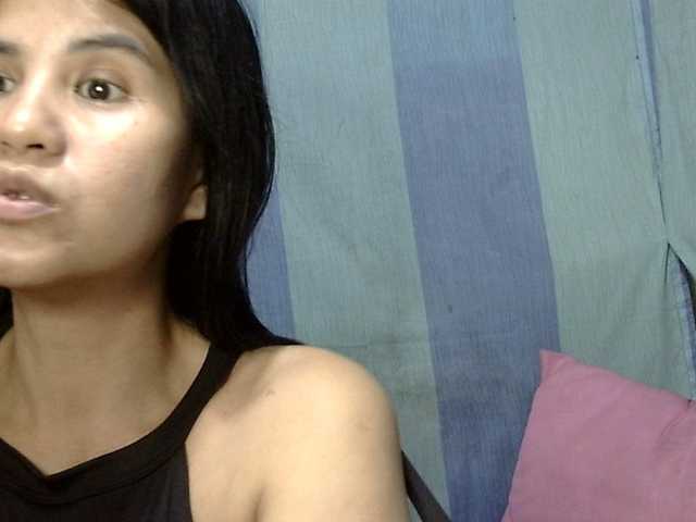 HOTTIEMEE's BongaCams show and profile