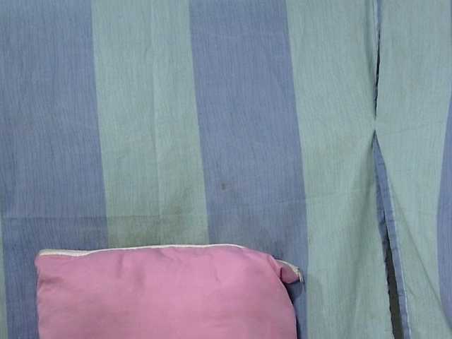 HOTTIEMEE's BongaCams show and profile