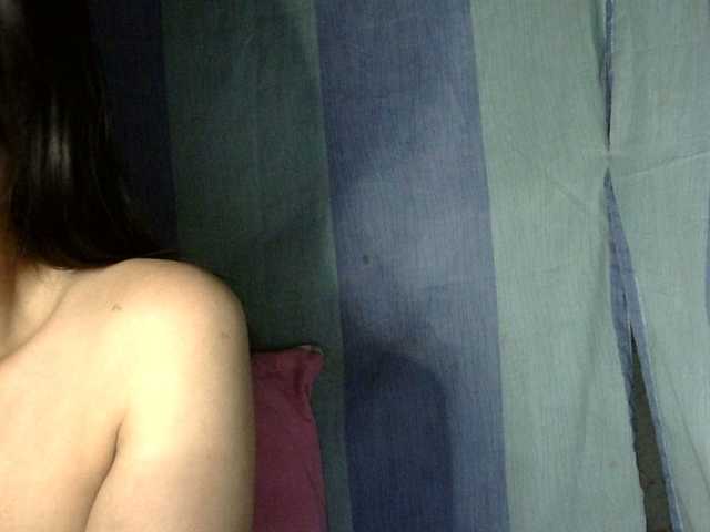 HOTTIEMEE's BongaCams show and profile